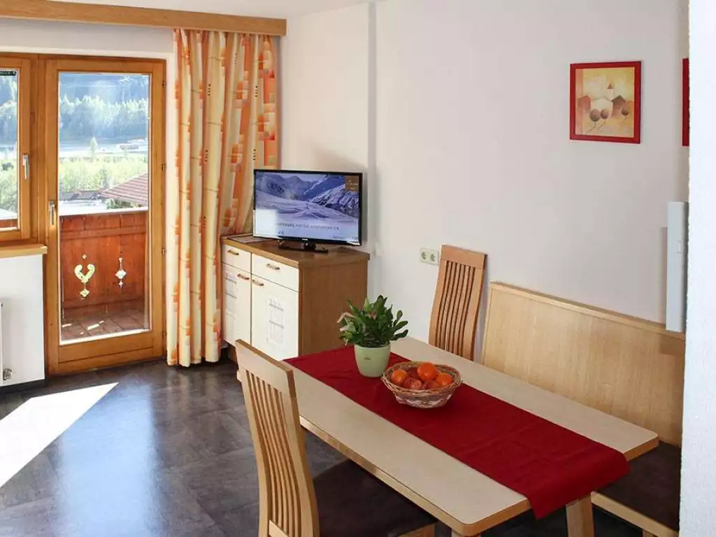 Appartement Küche Haus Birgit in Pettneu